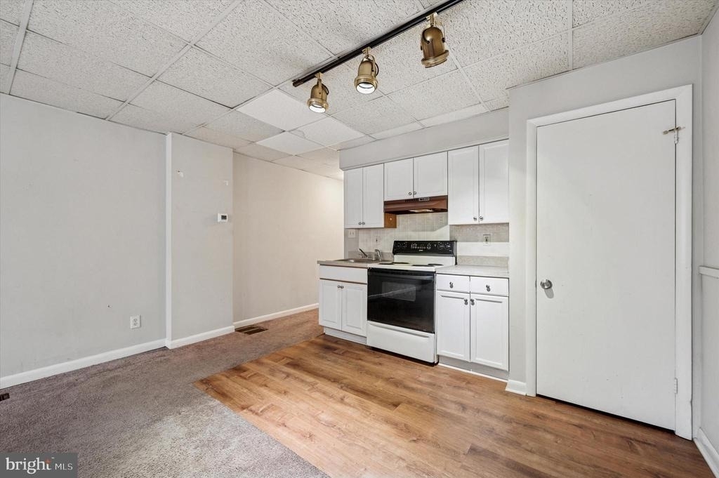 271 N Wycombe Avenue - Photo 4
