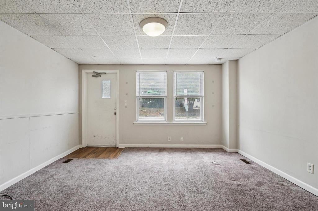 271 N Wycombe Avenue - Photo 7