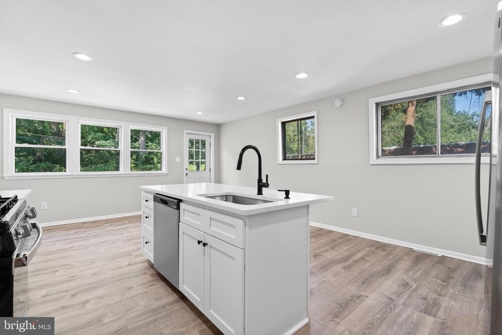 205 Juniper Road - Photo 5