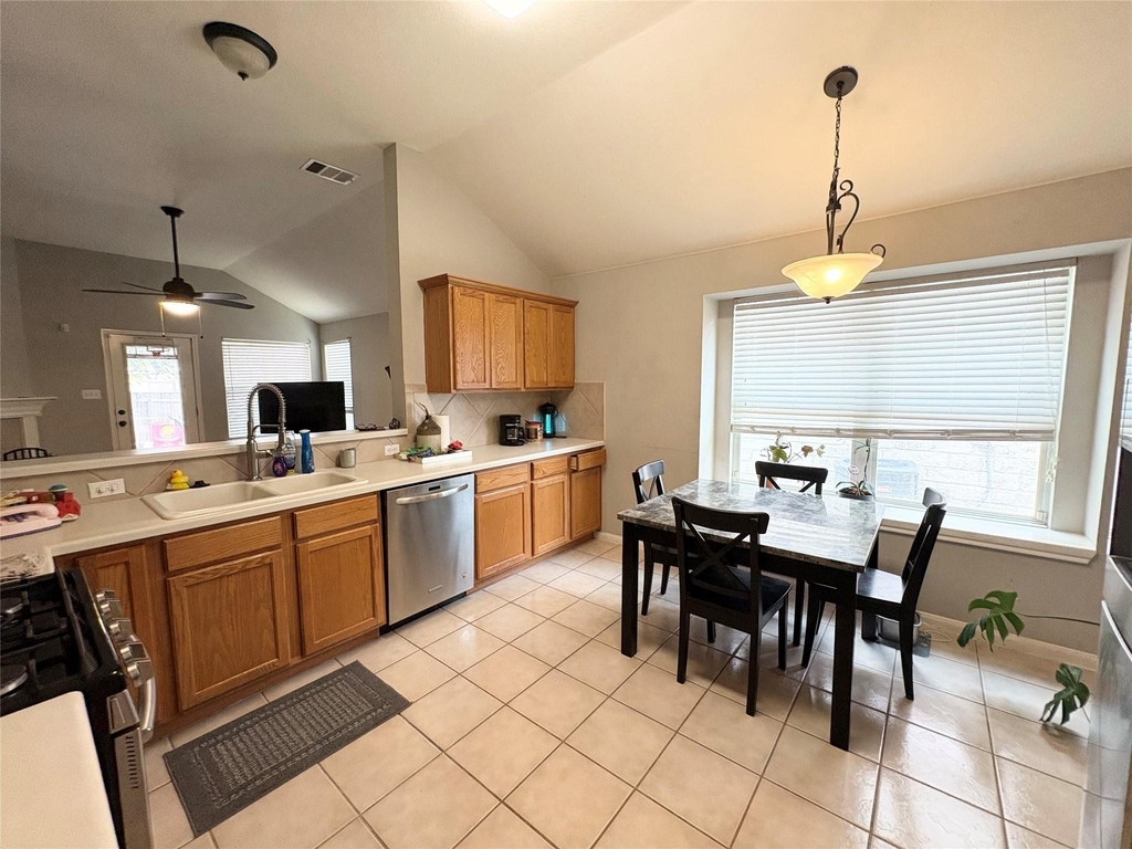 2204 Bakers Way - Photo 10