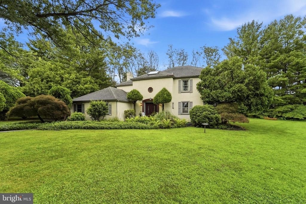 315 Pheasant Hill Drive - Photo 0