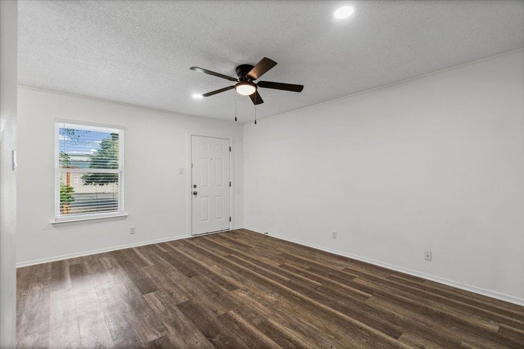 3415 Willowrun Dr - Photo 10