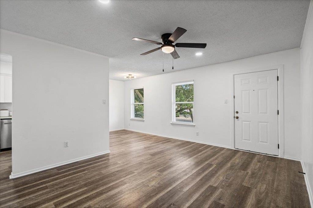 3415 Willowrun Dr - Photo 11