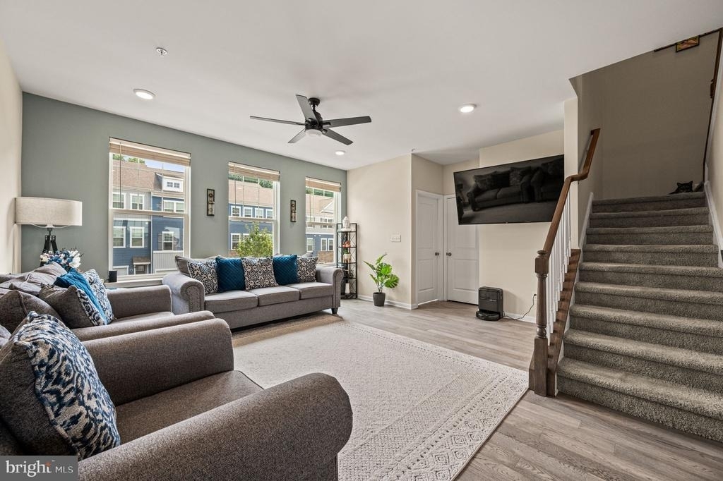 337 Dawson Place - Photo 17