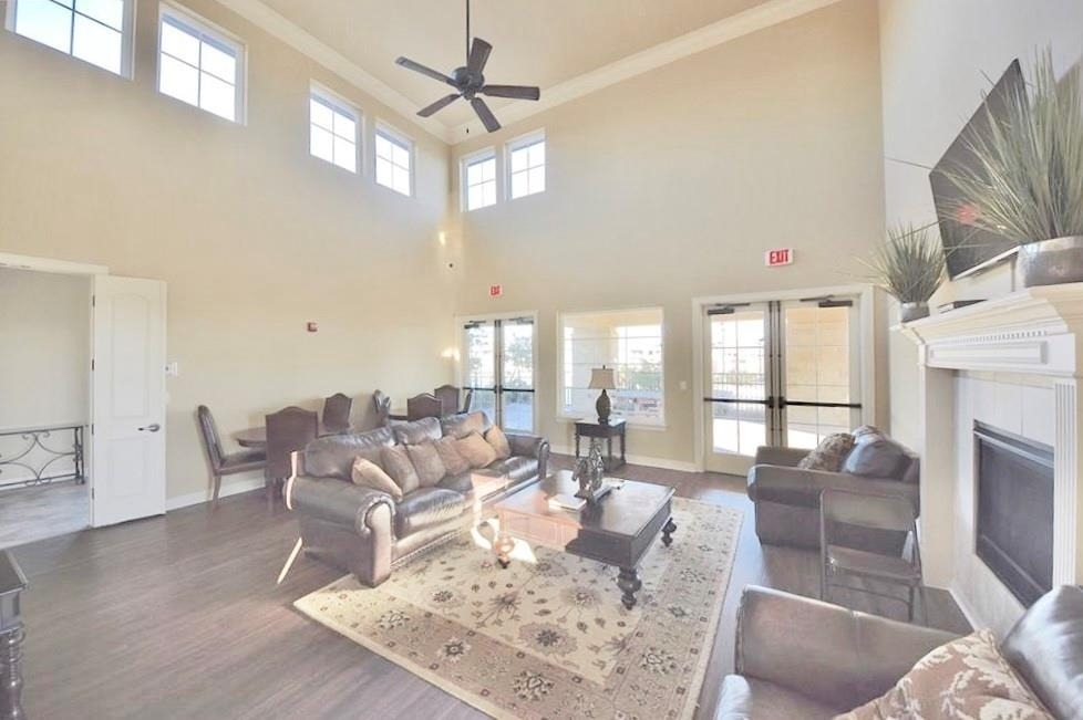 18325 Urbano Dr - Photo 20