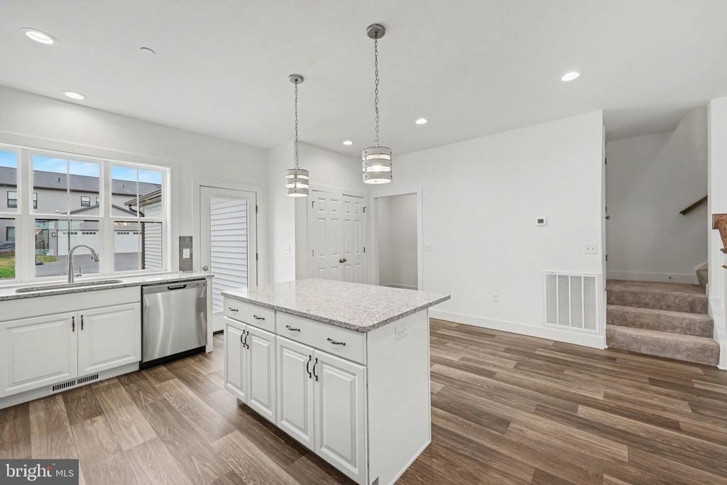 104 Madison Drive - Photo 9