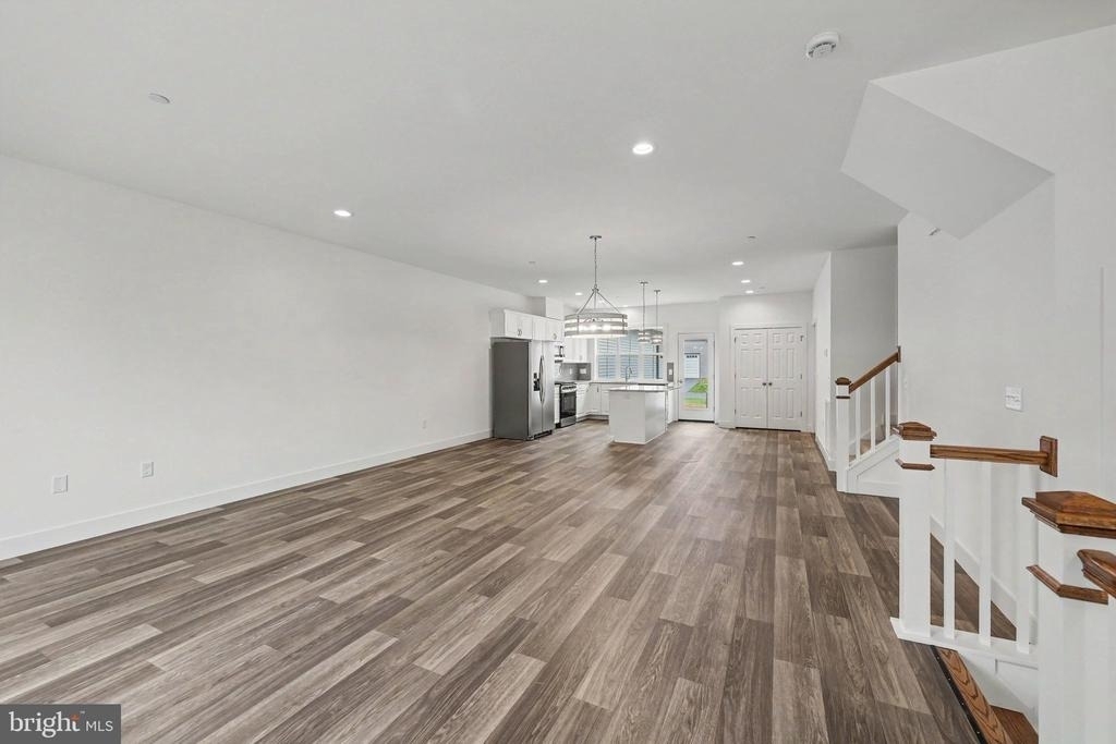 104 Madison Drive - Photo 4