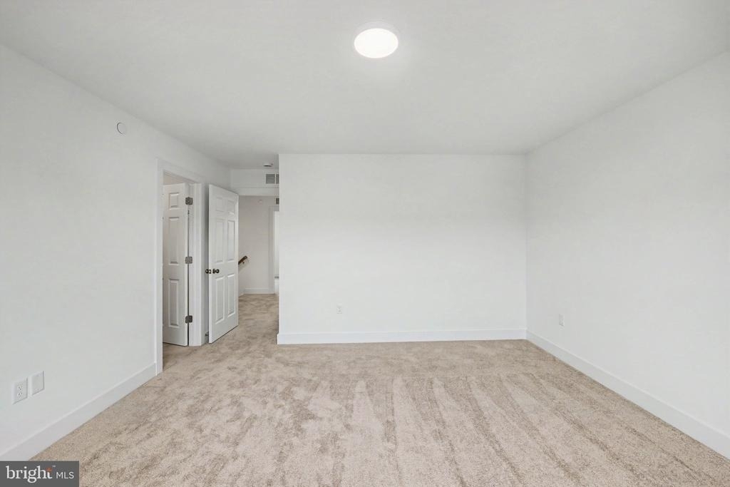 104 Madison Drive - Photo 15