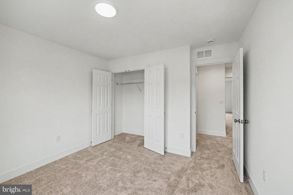104 Madison Drive - Photo 19
