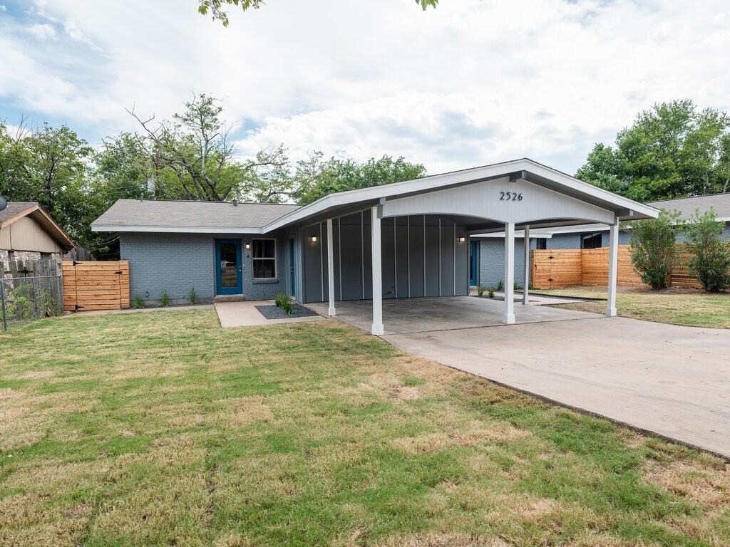 2526 Glen Springs Way - Photo 1
