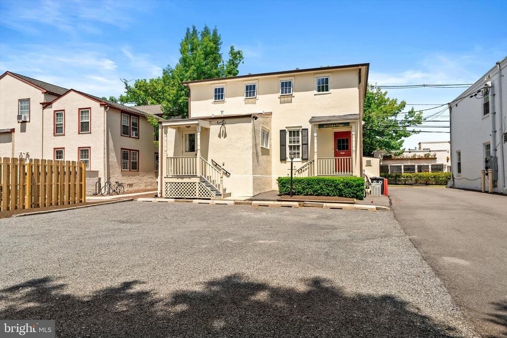347 Nassau Street - Photo 16