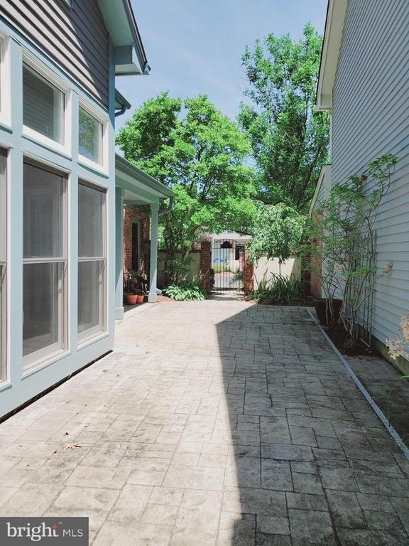 7 Nottingham Circle - Photo 2