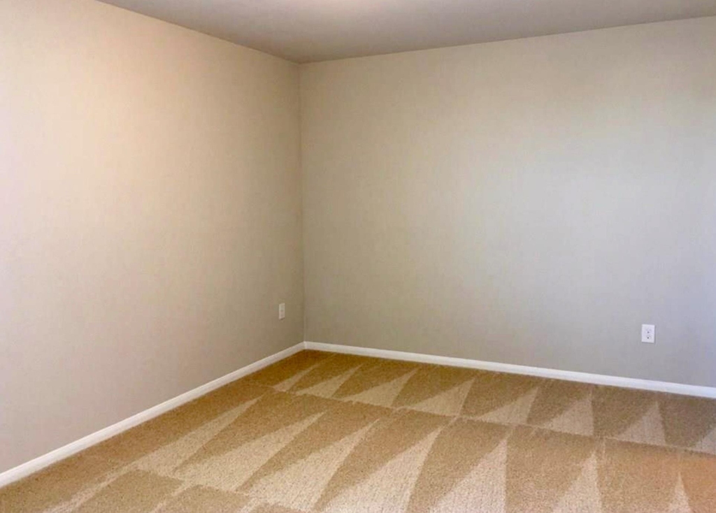 7008 Loretta White Ln - Photo 14