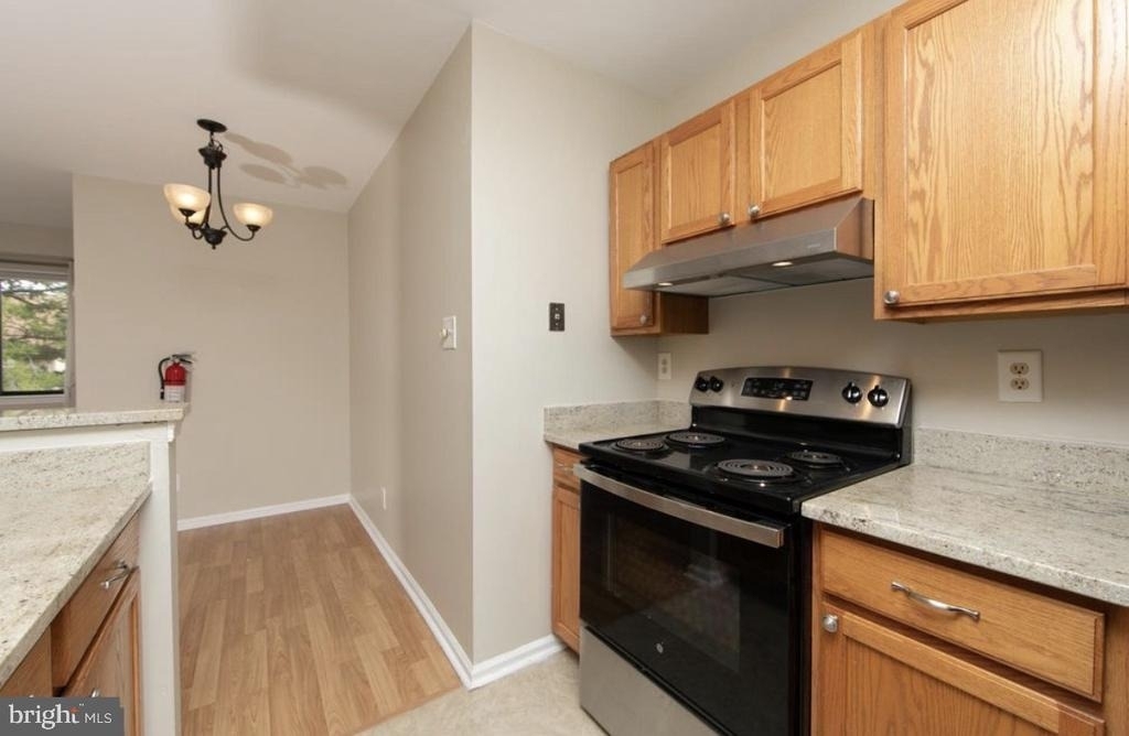 504 Britton Place - Photo 5