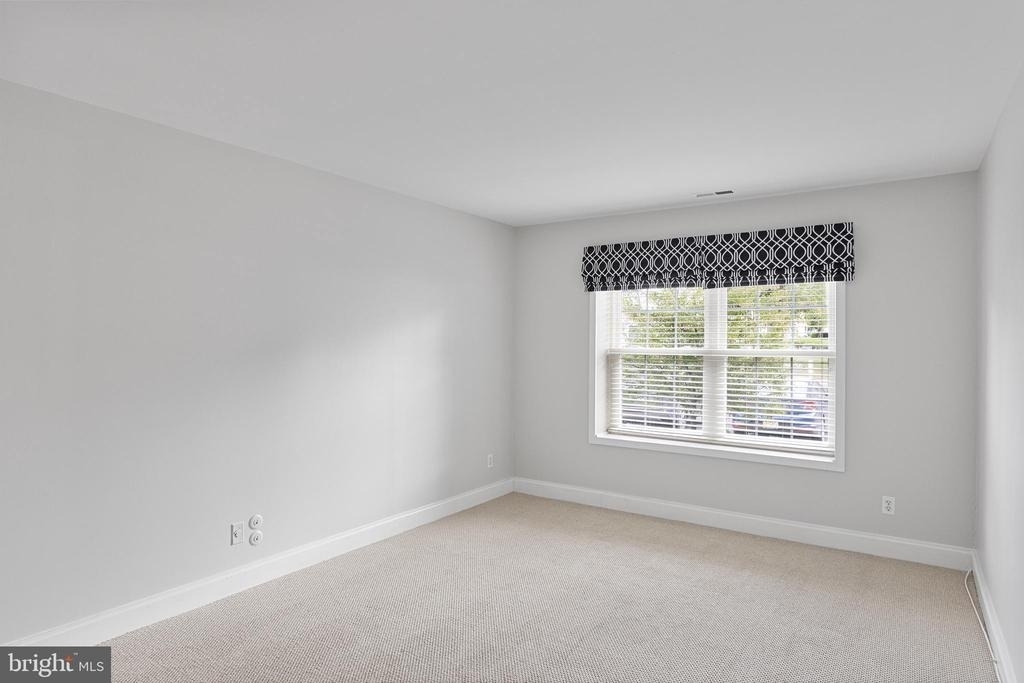 380 Delancey Place - Photo 16