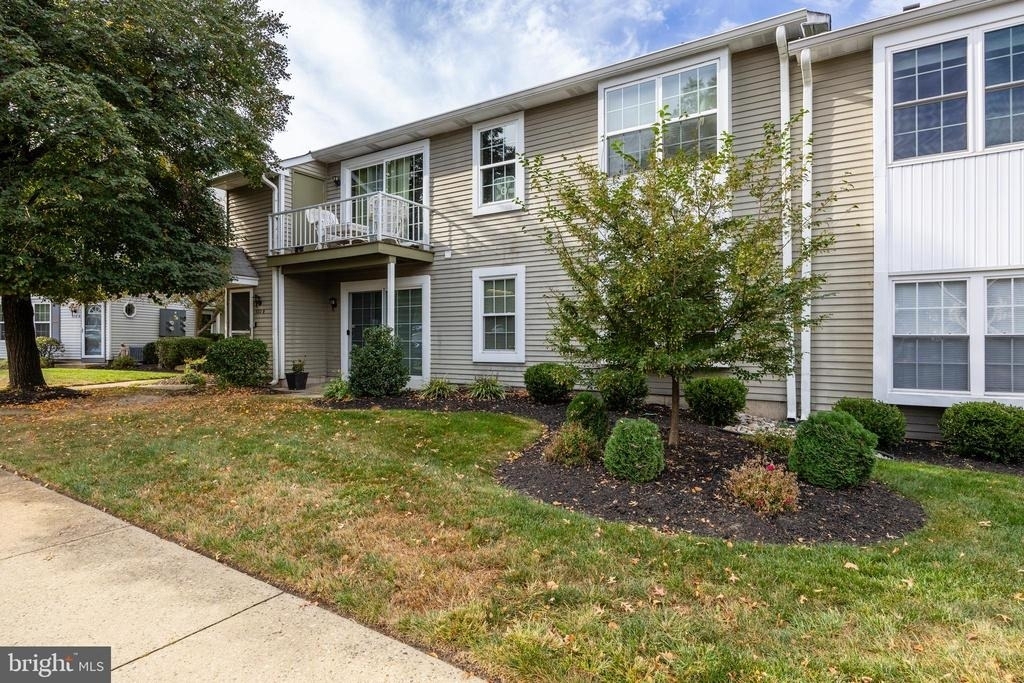 380 Delancey Place - Photo 21