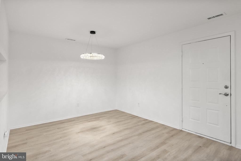 4912 Dunbarton Road - Photo 2