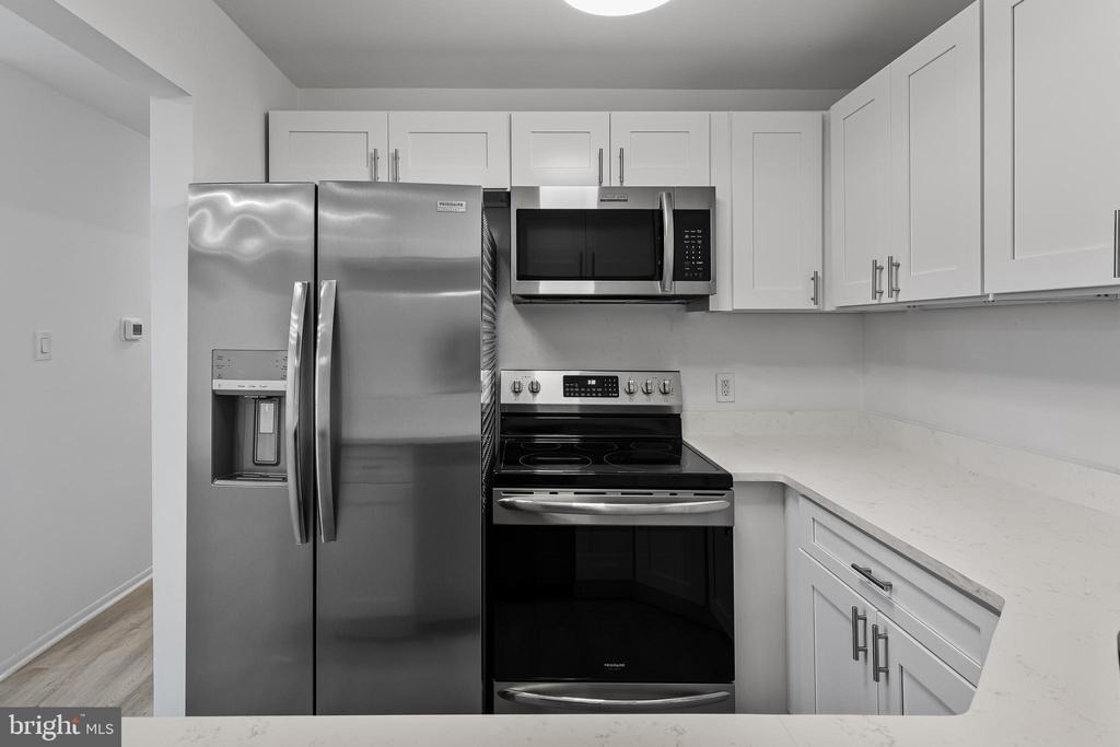 4912 Dunbarton Road - Photo 9