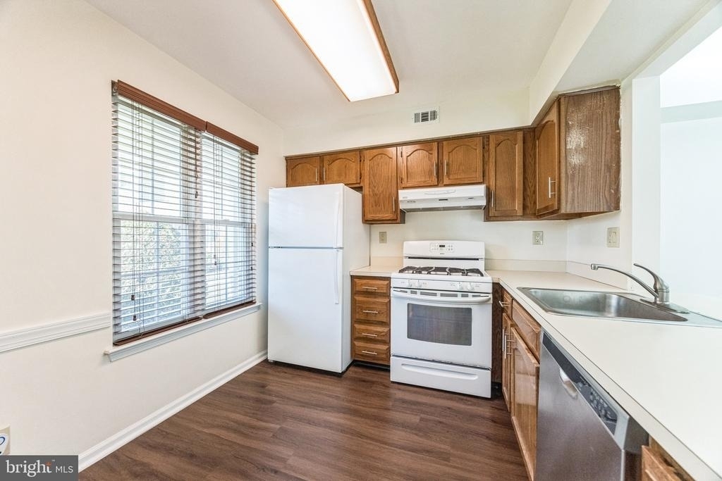 4305-a Fenwick Lane - Photo 6