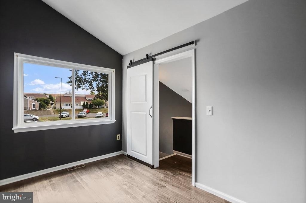 1523 Kensington Drive - Photo 16