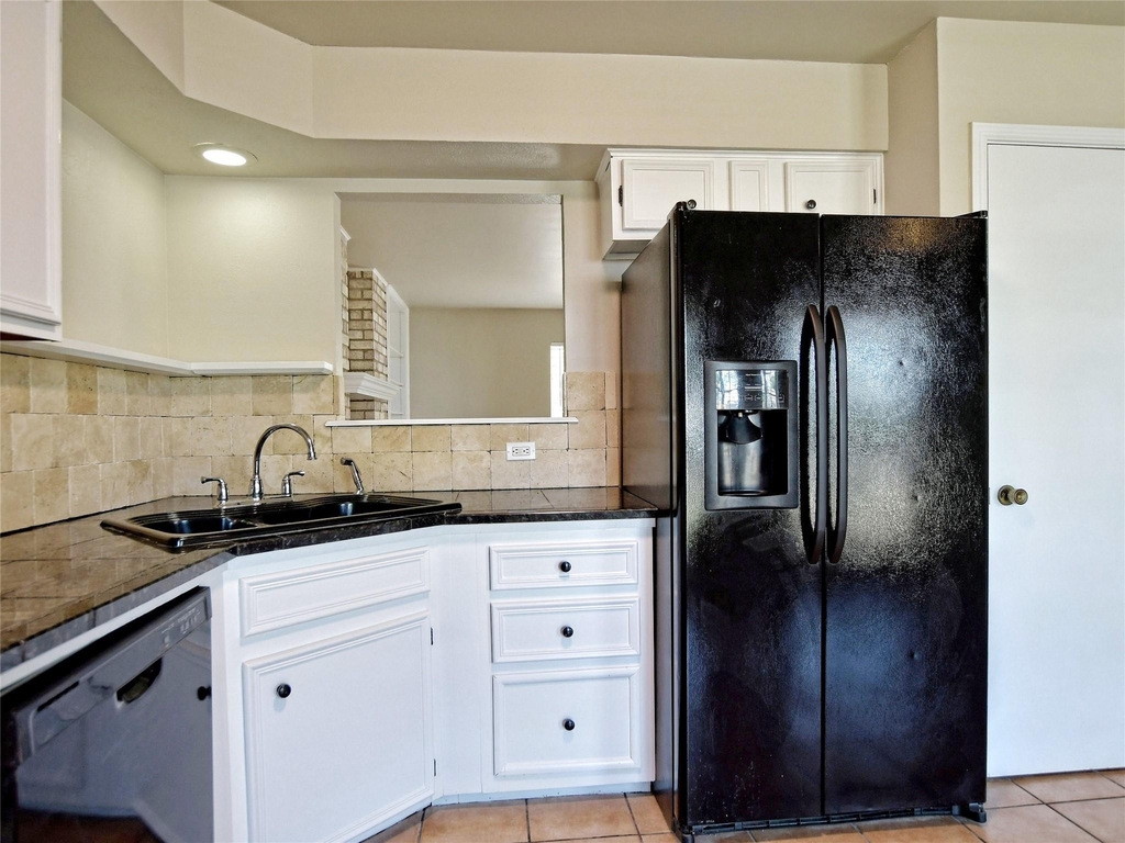 300 North Field St - Photo 11