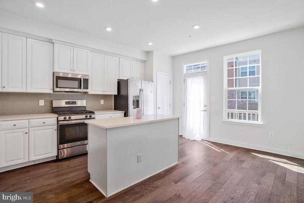 8100 Miner Street - Photo 11
