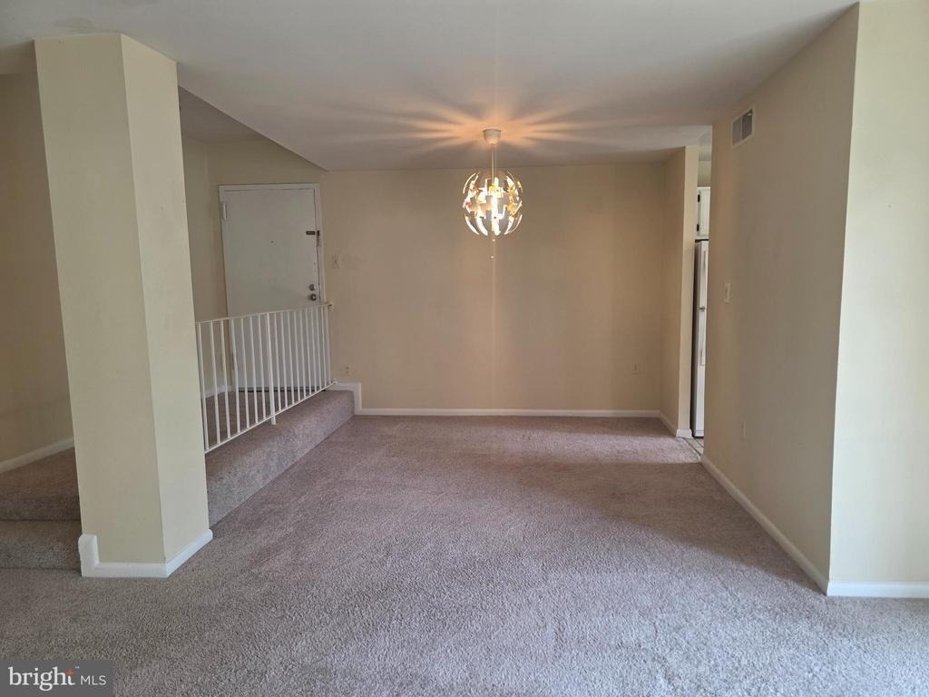 15609 Dorset Road - Photo 6