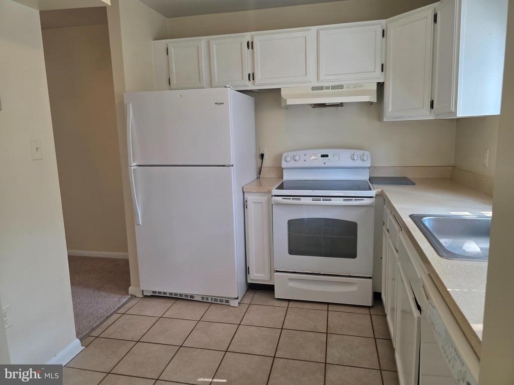 15609 Dorset Road - Photo 10