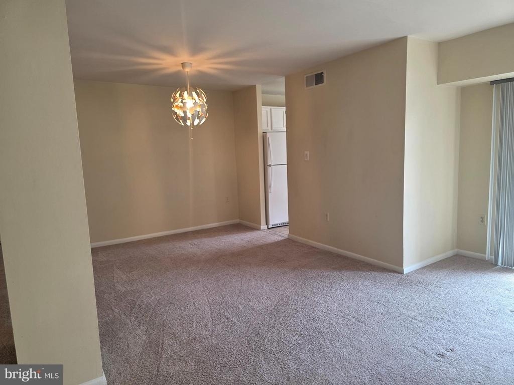 15609 Dorset Road - Photo 7