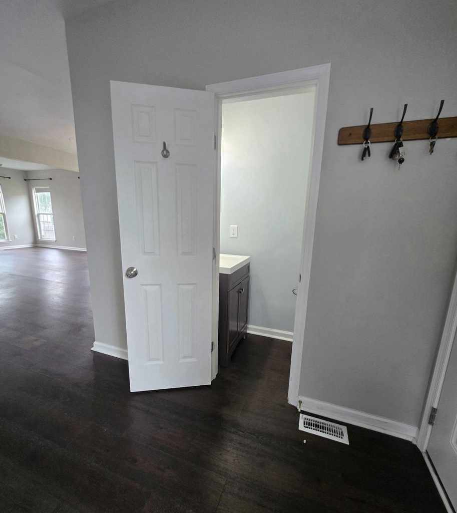 7811 New Ascot Lane - Photo 6