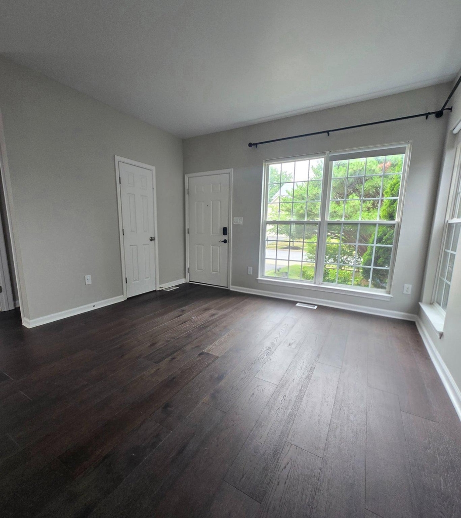 7811 New Ascot Lane - Photo 5
