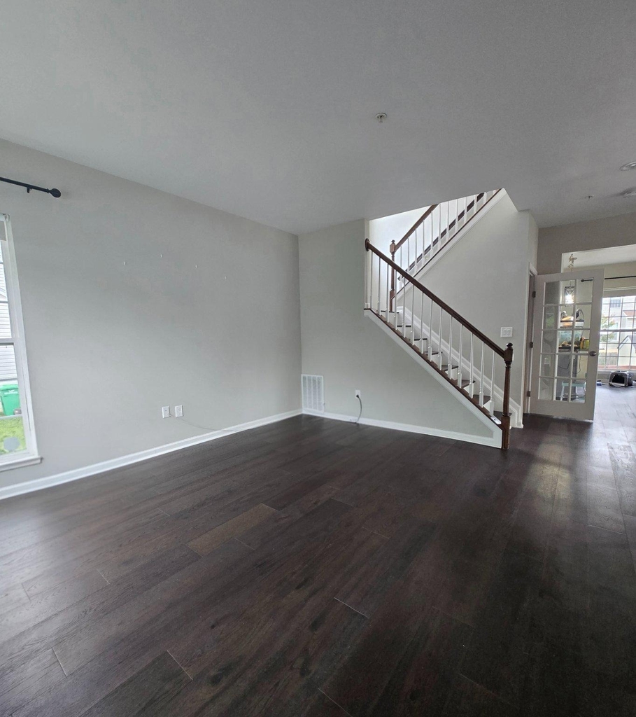 7811 New Ascot Lane - Photo 4