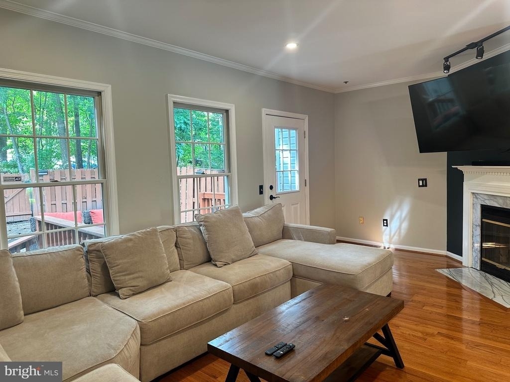 7535 Elioak Terrace - Photo 10