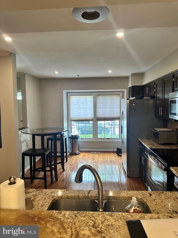 7535 Elioak Terrace - Photo 2