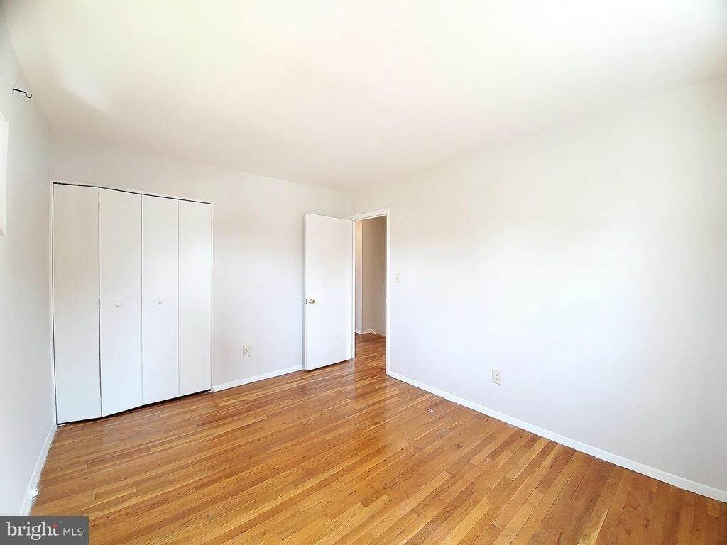 702 W Edmonston Drive - Photo 30