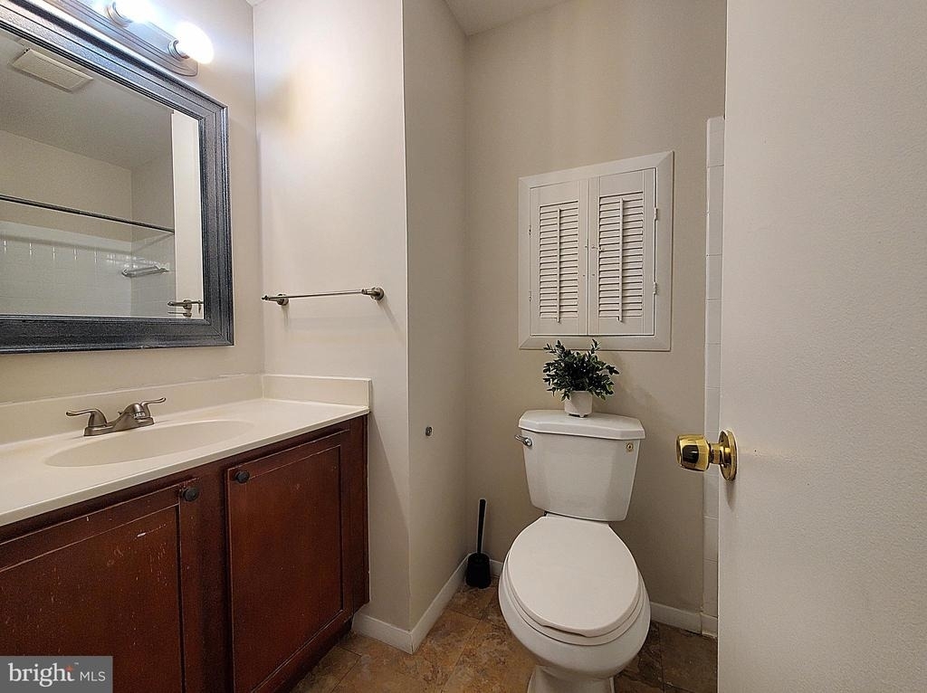 702 W Edmonston Drive - Photo 31