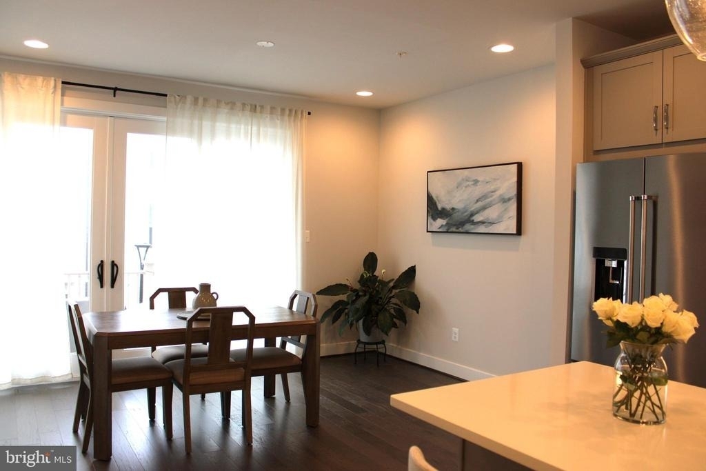 5040 Oakmoore Drive - Photo 9