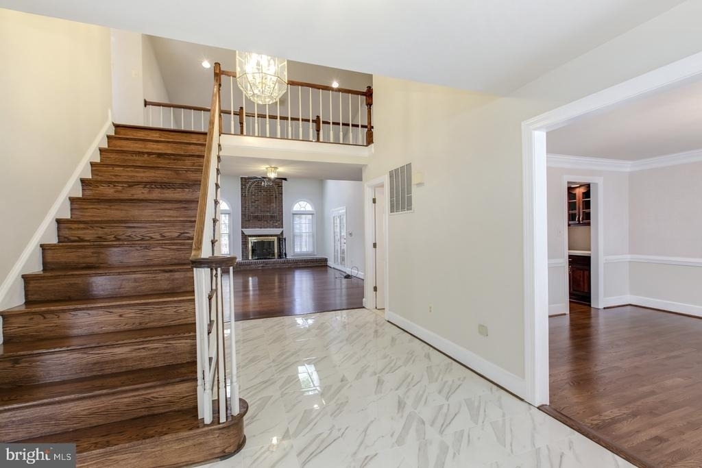 11001 Sugarbush Terrace - Photo 16