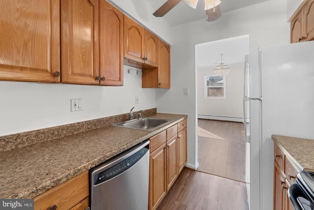 12814 Epping Terrace - Photo 10