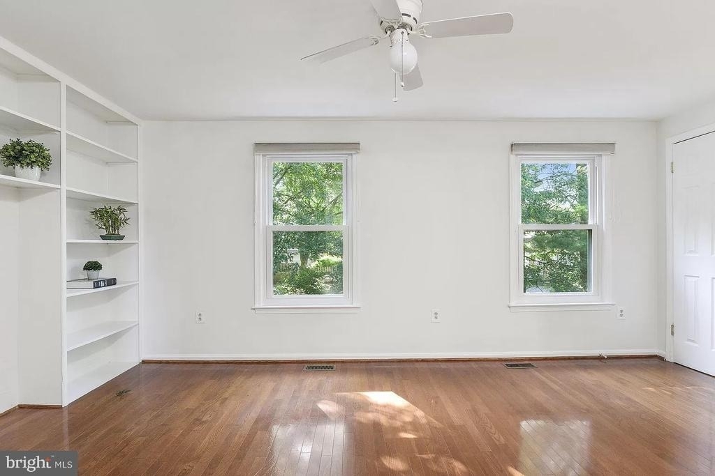 10606 Tuppence Court - Photo 15