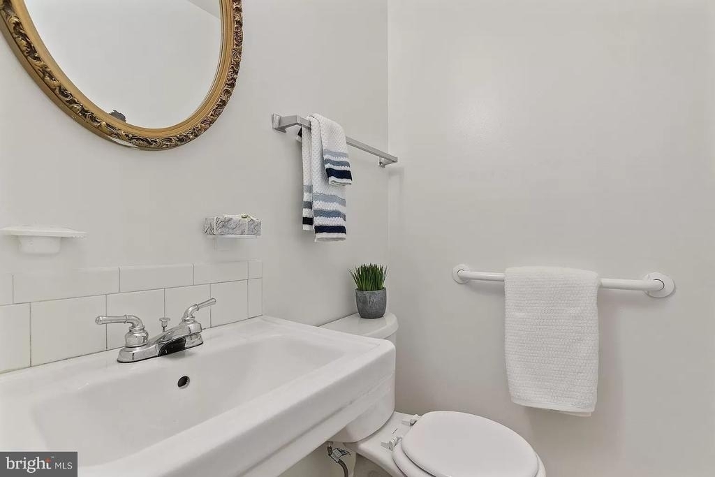 10606 Tuppence Court - Photo 8