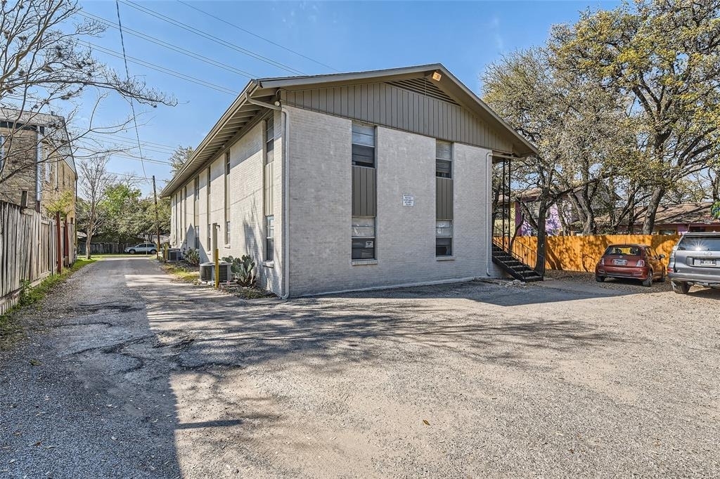 2411 S 5th St - Photo 13