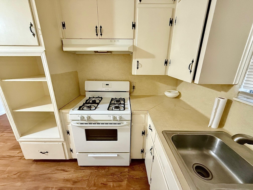 2411 S 5th St - Photo 4