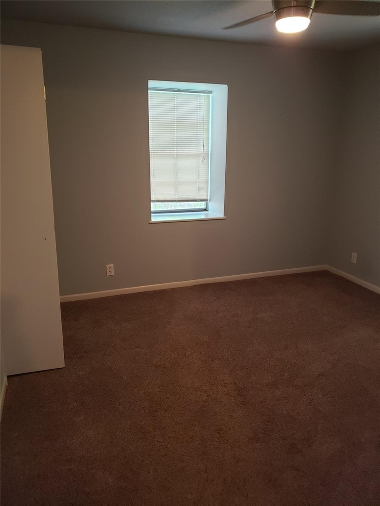 2212 Lanier Dr - Photo 7