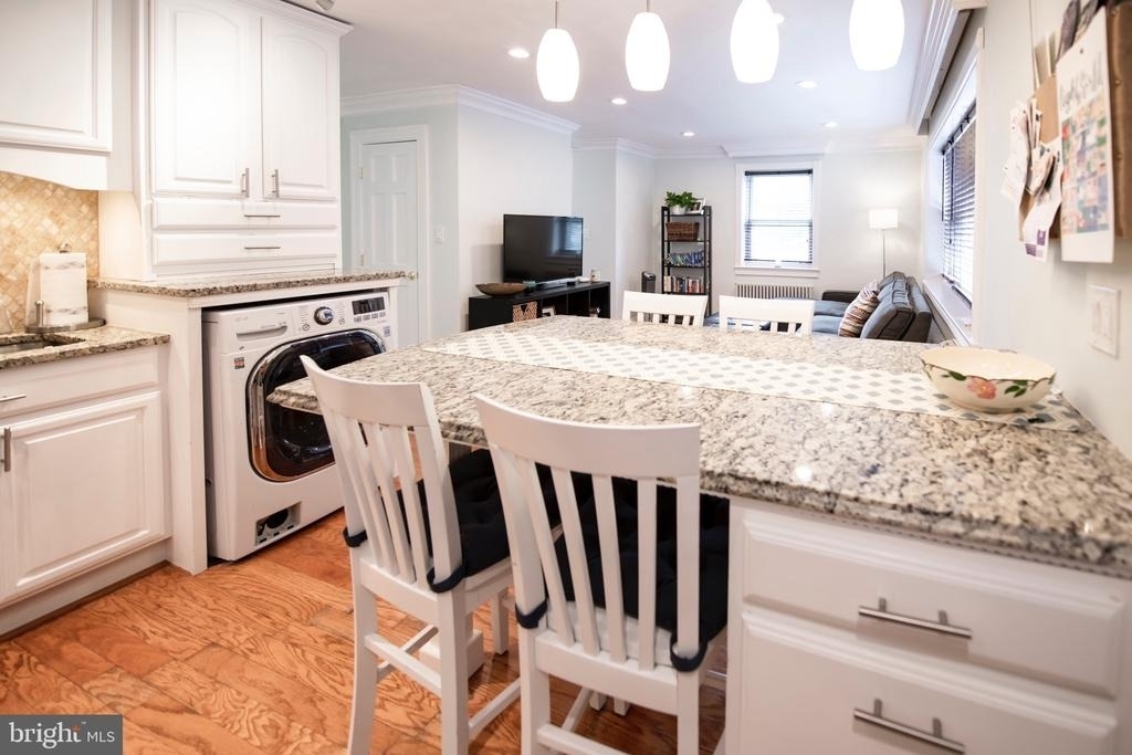 7036 Strathmore Street - Photo 4