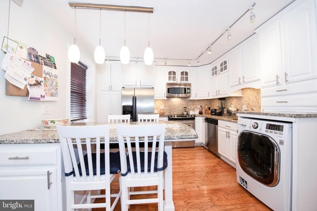 7036 Strathmore Street - Photo 2