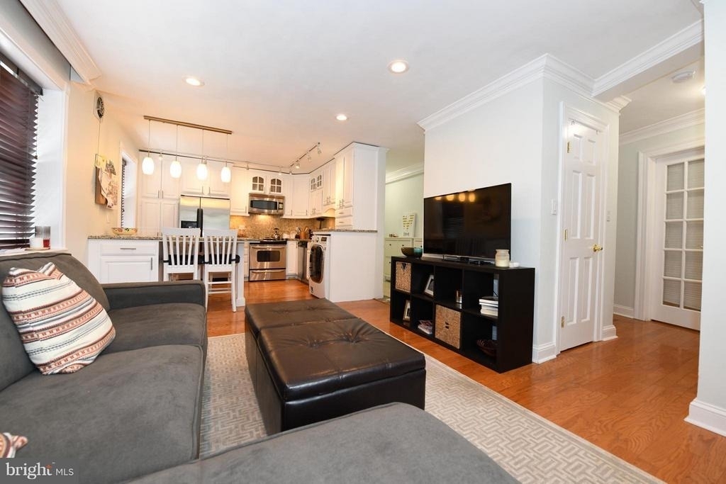 7036 Strathmore Street - Photo 14