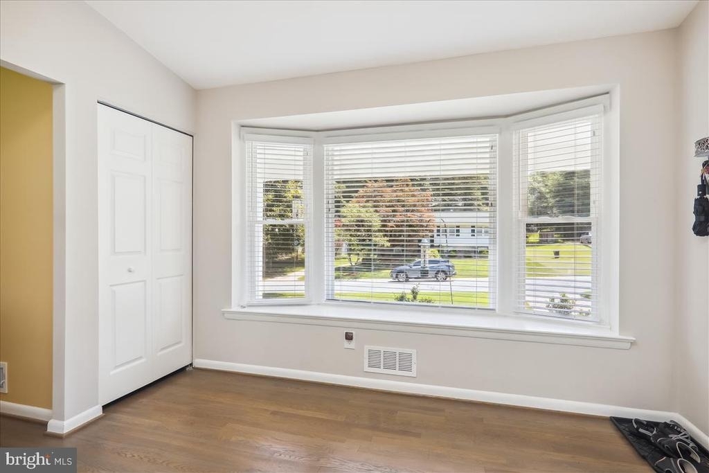 2711 Weller Road - Photo 4