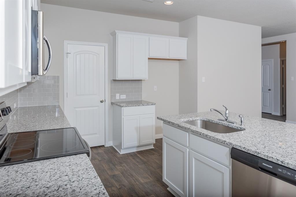 6621 Kildare Dr - Photo 12