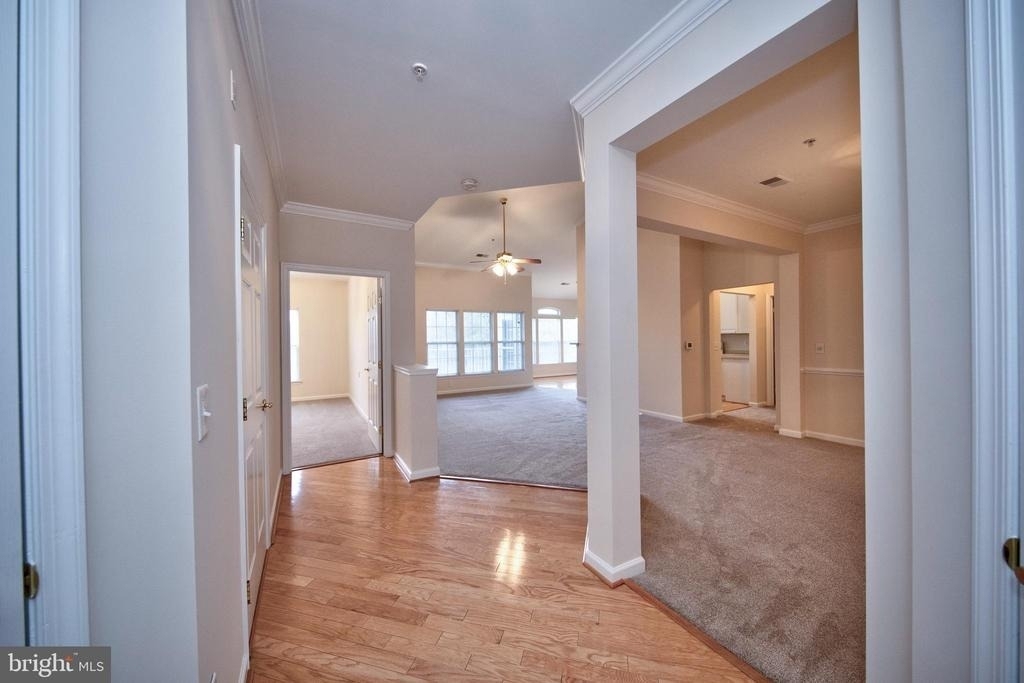 712 Kings Path - Photo 3
